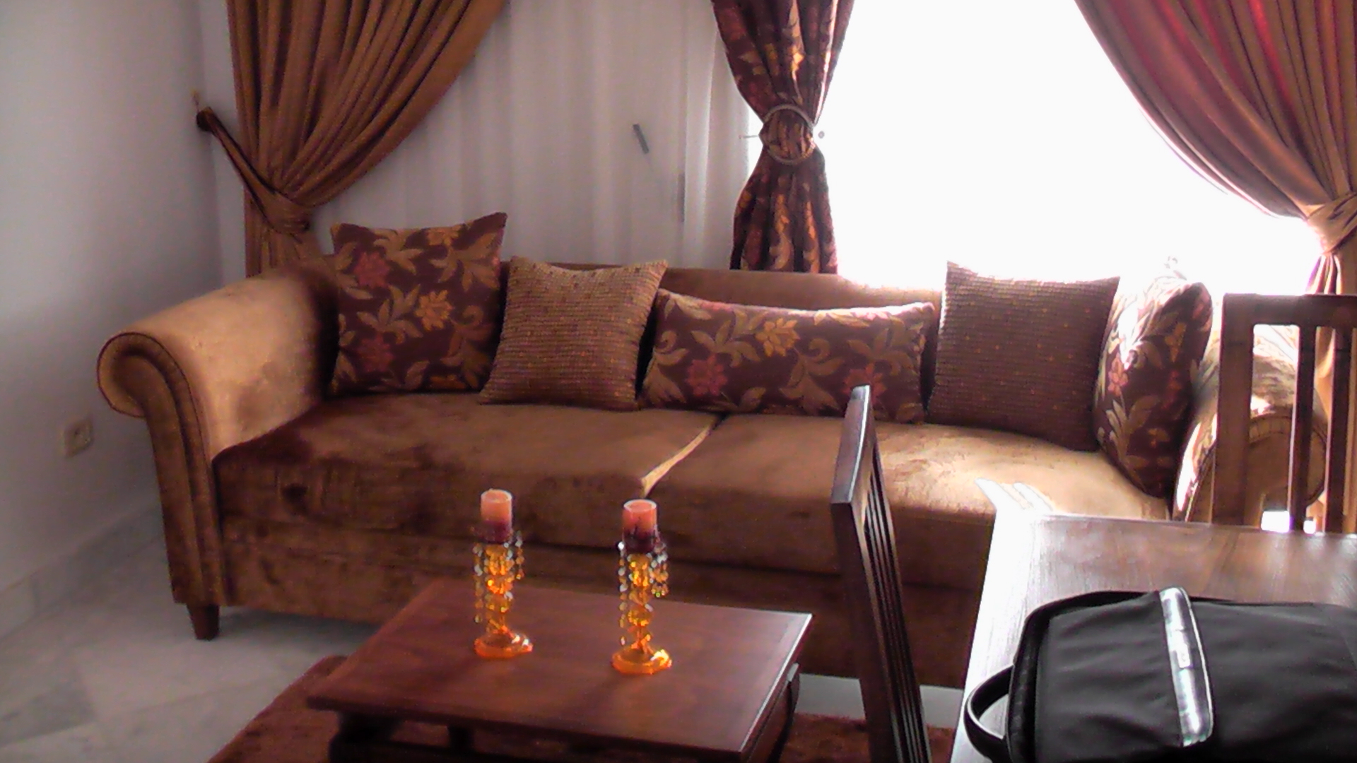 images_immo/tunis_immobilier120502chams1.JPG